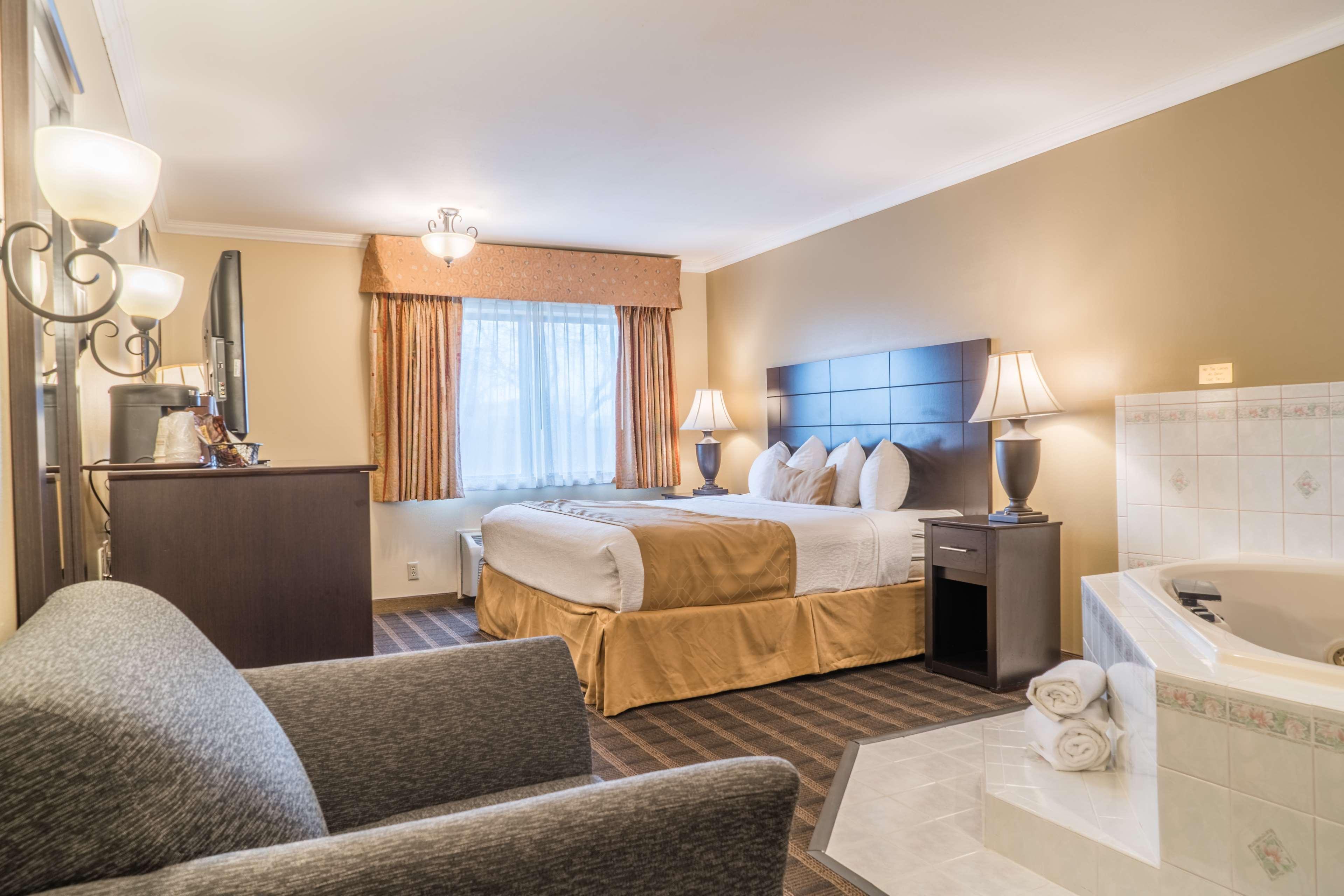 Best Western Inn & Suites Онтэрио Экстерьер фото