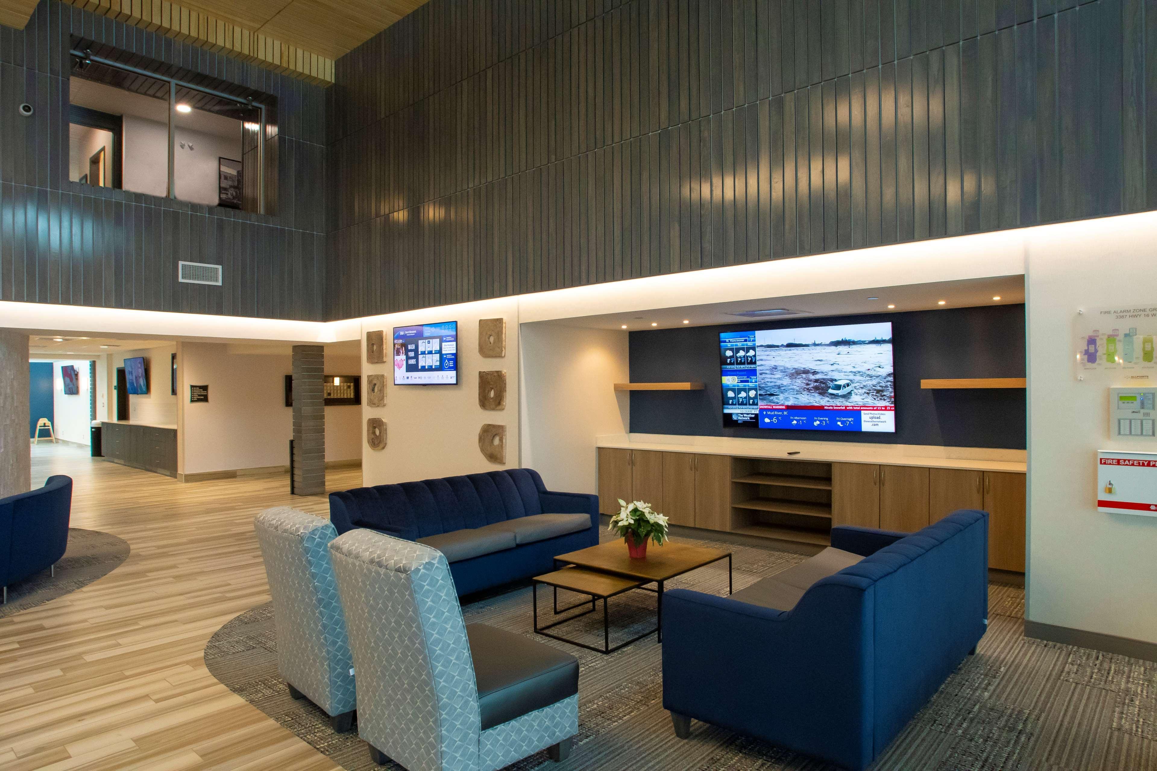 Best Western Inn & Suites Онтэрио Экстерьер фото